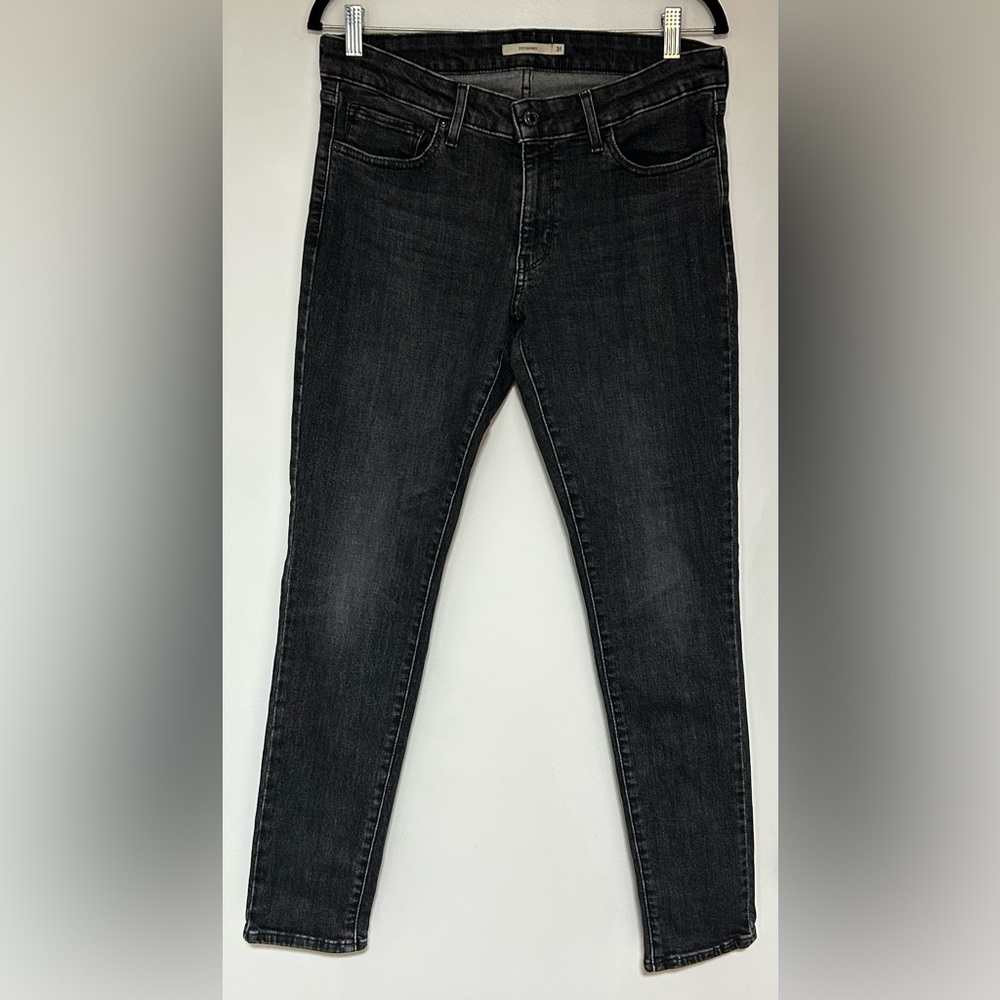 Levi's Women's Skinny Jeans in Washed Black